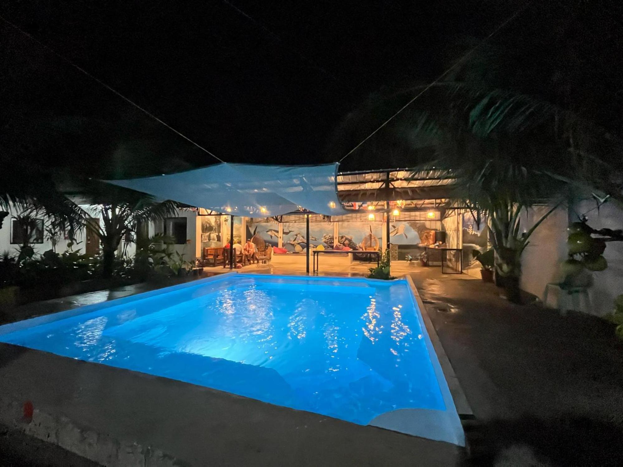 Ananas Guesthouse Moalboal Zewnętrze zdjęcie